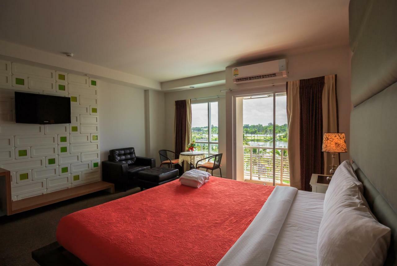 Kwan Ruen Park Hotel Nakhonratchasima Exterior foto